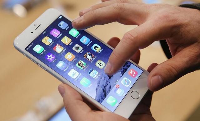 【苏州APP开发】苹果：iPhone自动关机系因劣质电源适配器